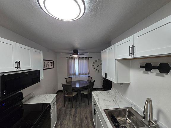 4th image of 331 Prairiewood Cir S APT 102