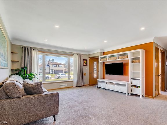 4th image of 6616 Kingsdale Blvd