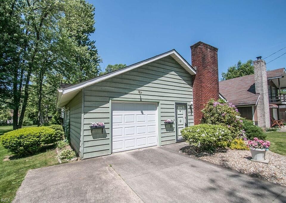 1st image of 488 Shorefield Dr