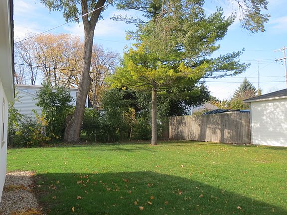 3rd image of 7646 48th Ave