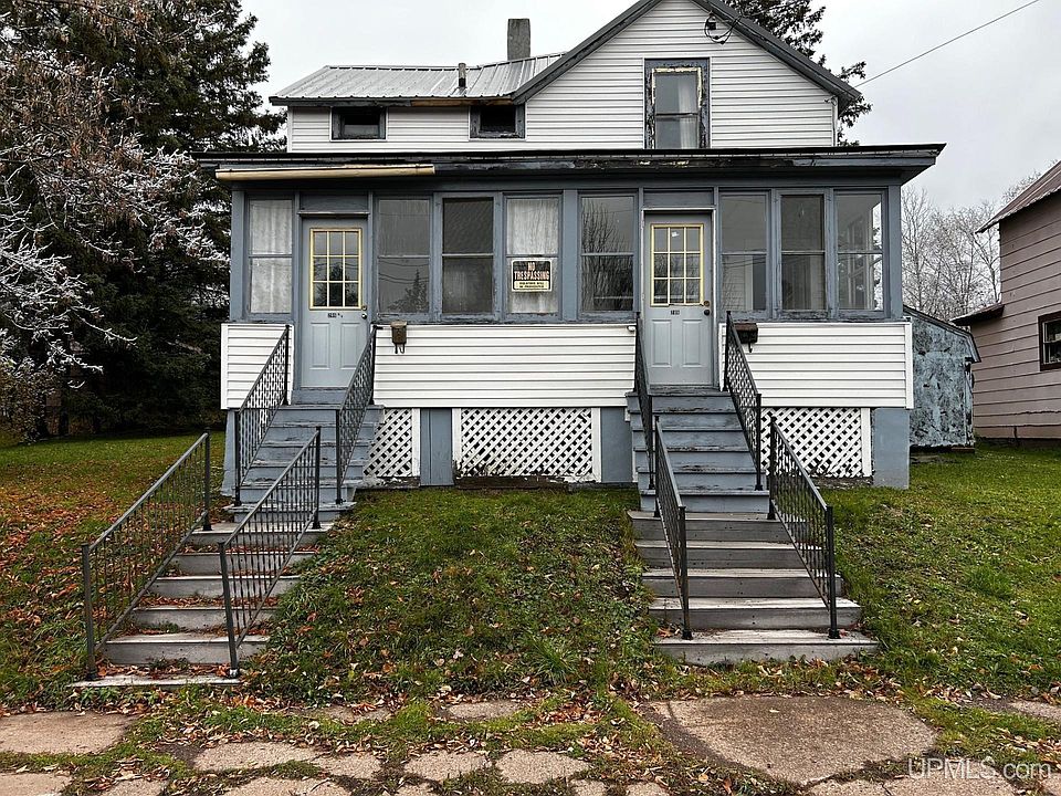 208 Greenbush St 1/2, Ironwood, MI 49938 Zillow