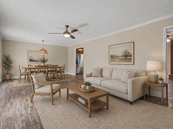 3rd image of 310 Eldorado Cir