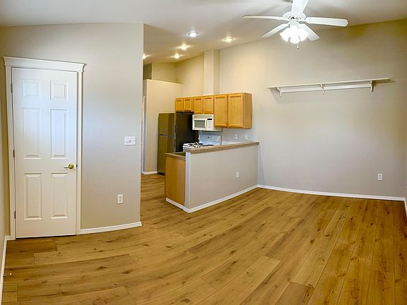 2nd image of 202 Poplar St #A