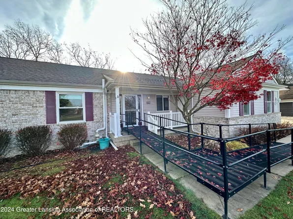 1132 Riverview Ct Unit 3, Williamston, MI 48895