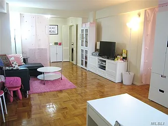 Sold by Winzone Realty Inc