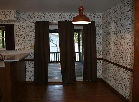 5th image of 7738 Elton St