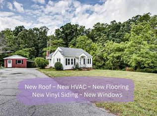 242 Hawthorne Dr, Asheboro, NC 27205