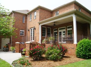 206 Clayton Ct, Warner Robins, GA 31088