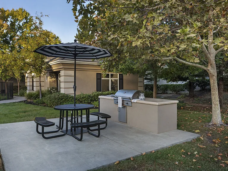 Sherwood at Iron Point — Photo 17
