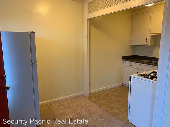 5th image of 941 S 45th St