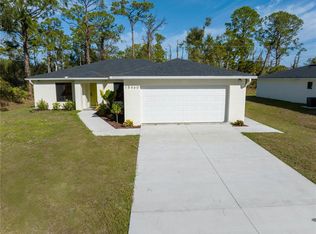 15460 Chamberlain Blvd, Port Charlotte, FL 33953