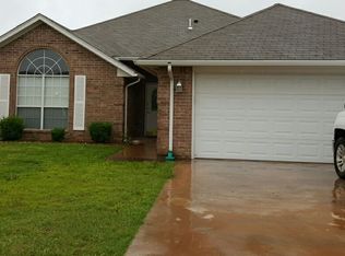 4506 SW Malcom Rd, Lawton, OK 73505