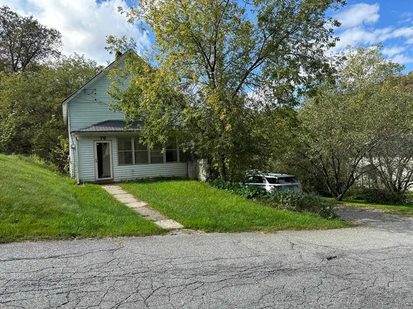 70 Marshall Street, Hardwick, VT 05843