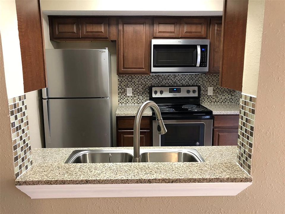 1st image of 16111 Aspenglenn Dr APT 803