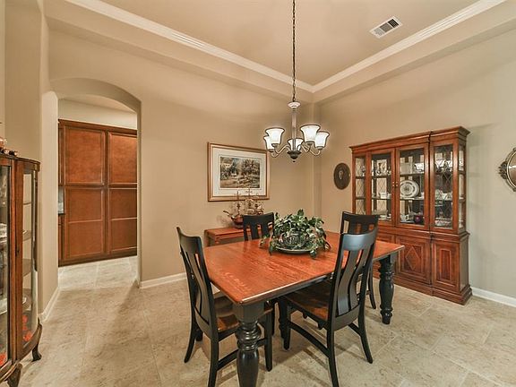 5th image of 131 Hearthshire Ct