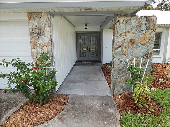 2nd image of 2050 Sandpiper Dr