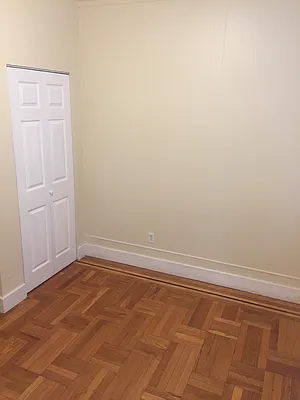 Rented by CENTURY 21 Sunny Gardens Realty, Inc. | media 3