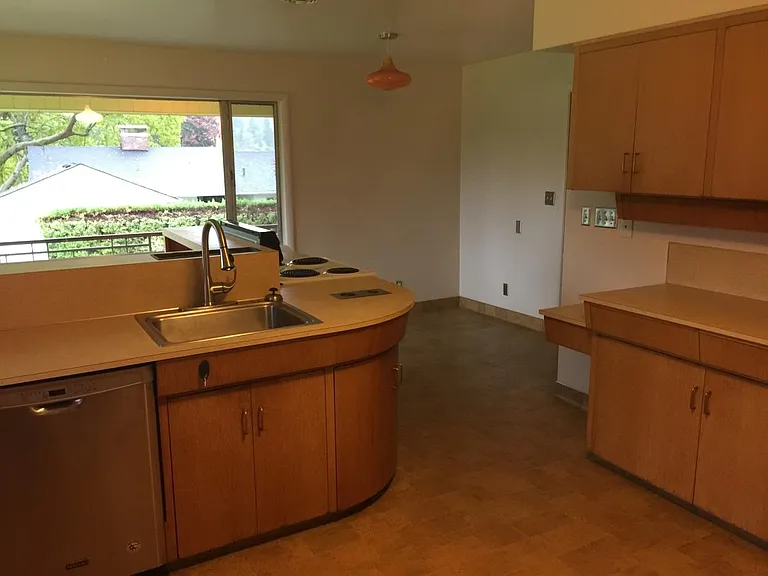 Kitchen from entry