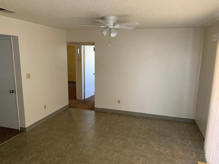 3013 N Half Moon Dr — Photo 5