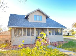 1321 Meridian Ave, Cozad, NE 69130