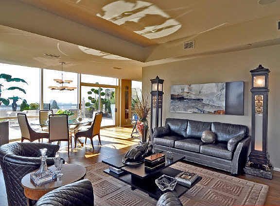 4th image of 3111 Welborn Street 1503 #1503