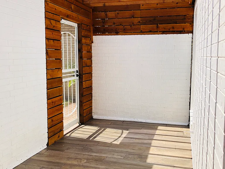1813 Highland Park Ave — Photo 3