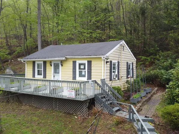 303 Buttermilk Falls Road, Warwick, NY 10990