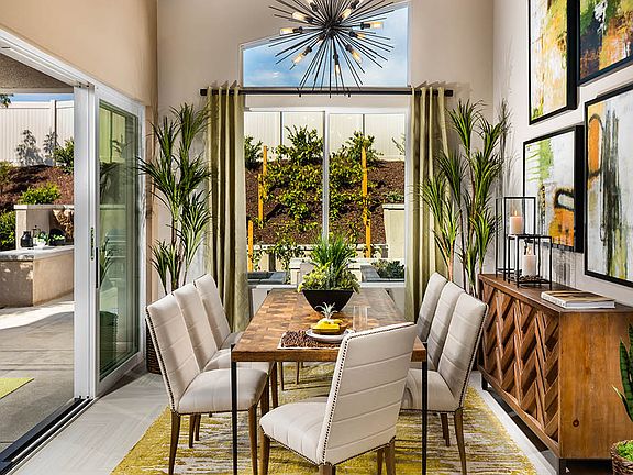 Mira Residence 2 - Dining Room