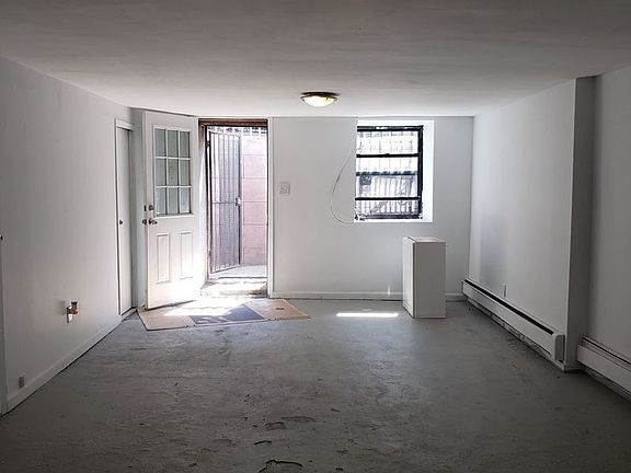 5th image of 183 Clifton Pl #G