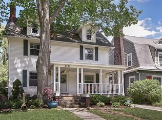 2521 Edgehill Rd, Cleveland Heights, OH 44106