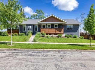 304 E Waterford Ave, Milwaukee, WI 53207