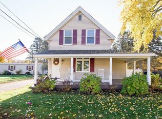 3 Witch Ln, Plaistow, NH 03865