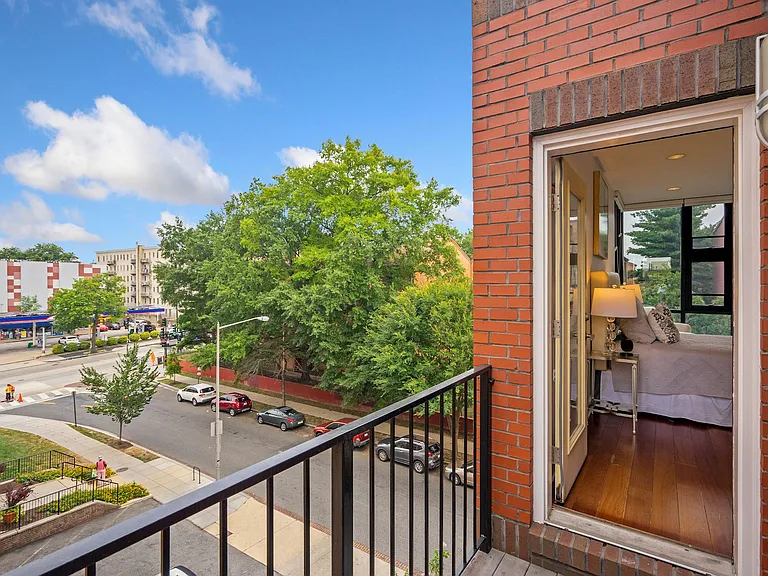 1354 Euclid St NW #402A — Photo 11