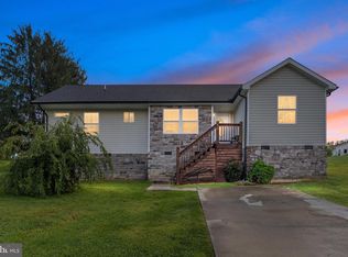 325 Cherry St, Timberville, VA 22853