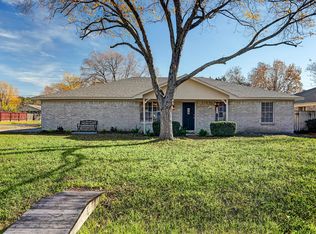 601 S 6th St, La Porte, TX 77571