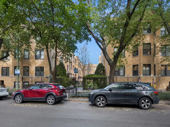 1360 W Estes Ave APT 1S, Chicago, IL 60626