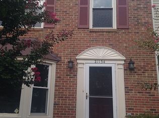 21154 Hedgerow Ter, Ashburn, VA 20147