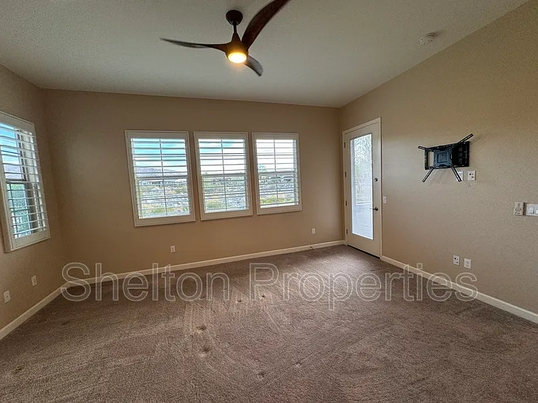 20614 W Hillcrest Blvd — Photo 11