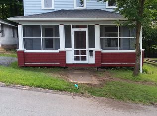 106 Young St, Honesdale, PA 18431