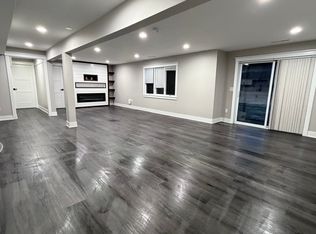 3021 Deep Woods Ct #1, Des Moines, IA 50320