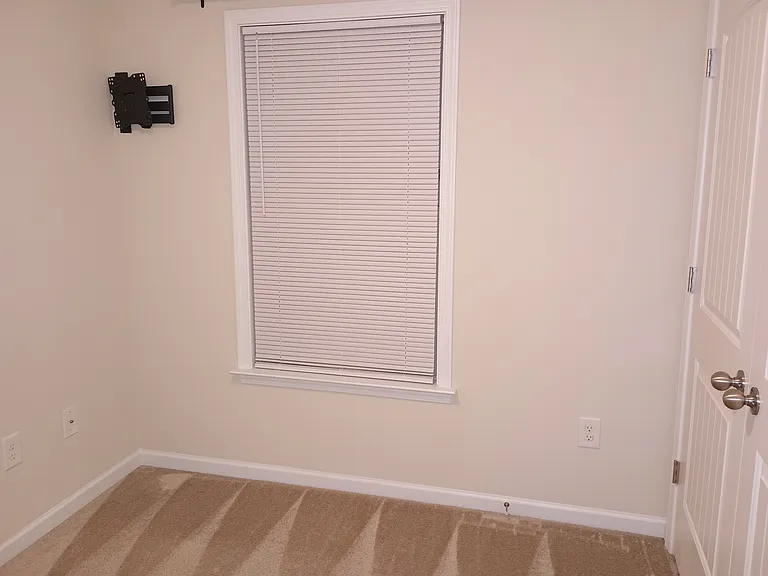247 Cypress Hill Ln — Photo 16