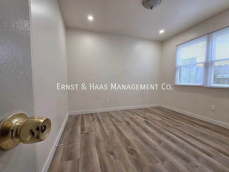 2117 Chestnut Ave #3 — Photo 7