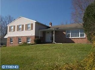 942 Contention Ln, Berwyn, PA 19312