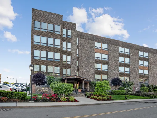 11 River St APT 210, Sleepy Hollow, NY 10591