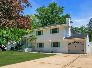 2017 Whatley Rd, Hamilton, NJ 08690