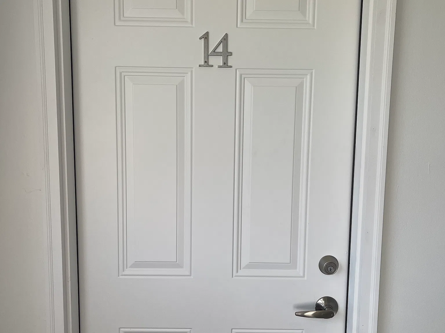 2 bed, 945 sqft, $875 — Photo 1