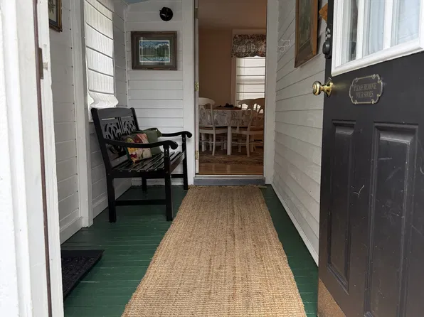 75 Pine St, Brattleboro, VT 05301