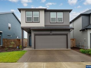 818 Ben Brown Ln, Woodburn, OR