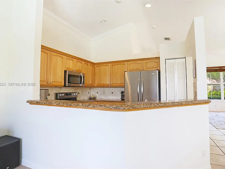 873 Sand Creek Cir — Photo 10