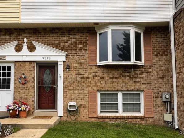 17676 Kohlhoss Rd, Poolesville, MD 20837